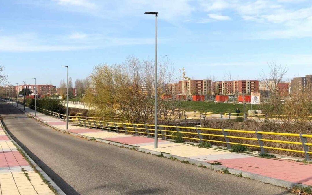 Paseo del Cauce (Valladolid)